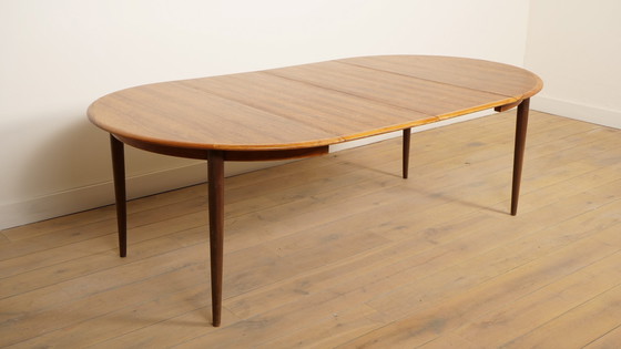 Image 1 of Table de salle à manger ronde vintage | Bois de rose | extensible