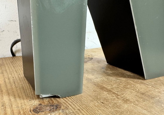 Image 1 of Lettre R lumineuse grise vintage, années 1970