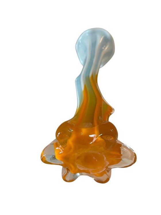 Image 1 of Vintage Italiaanse vaas van kunstglas – Empoli-stijl, opaalblauw en amberkleurig (midden van de 20e eeuw)