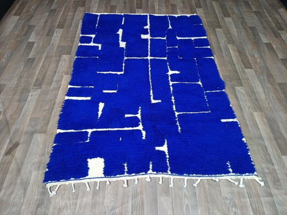 Image 1 of Handgemaakt blauw gedecoreerd vloerkleed 200 cm x 300 cm