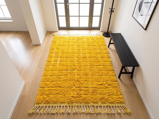 Image 1 of Handgeknüpfter marokkanischer Teppich, gelbe und ecrufarbene Wolle mit geometrischen Mustern, 200 cm x 300 cm