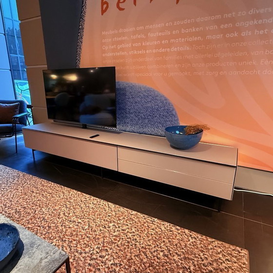 Image 1 of Mobili TV Scala del marchio di punta Spectral