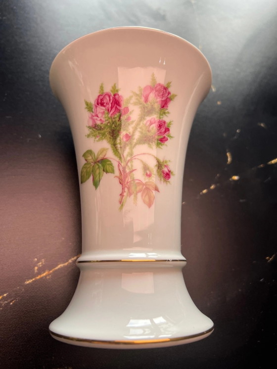 Vintage Vaas met Mosrozen van de Lindner Porseleinfabriek, handgemaakt in Duitsland – Vazen, Porcelain (photo 3 of 5)