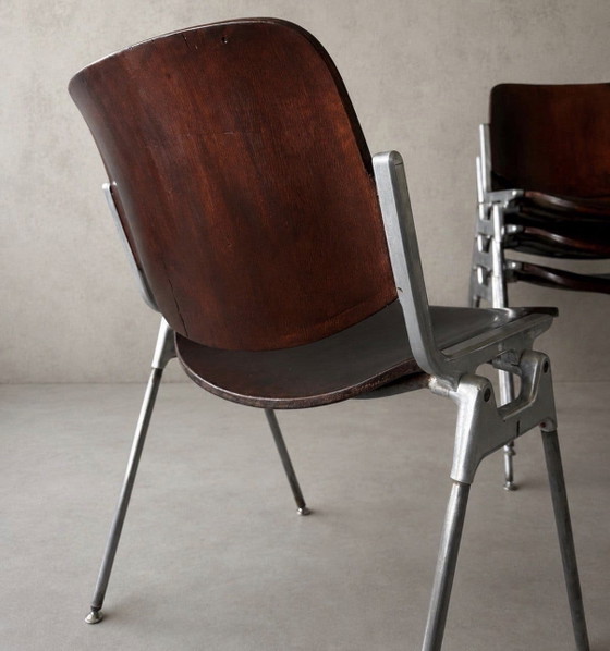 5 sedie Castelli vintage, in legno marrone, con una splendida patina. – Sedie da pranzo, Aluminium, Wood (photo 6 of 15)