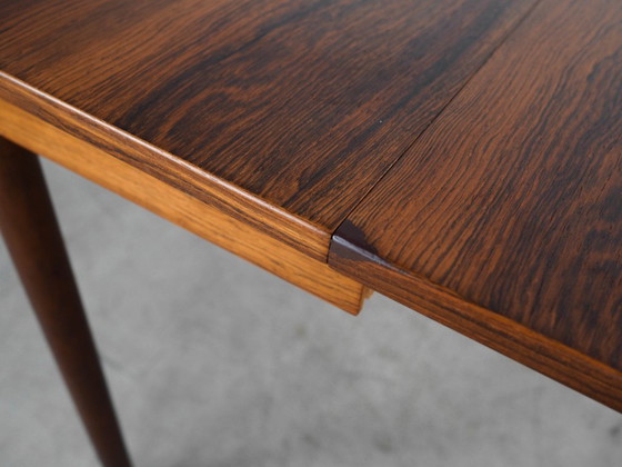 Image 1 of Table en palissandre, design danois, années 1970, fabrication : Danemark