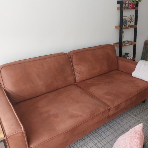 Stylish rust brown 3 seater sofa, comfortable and in top condition!