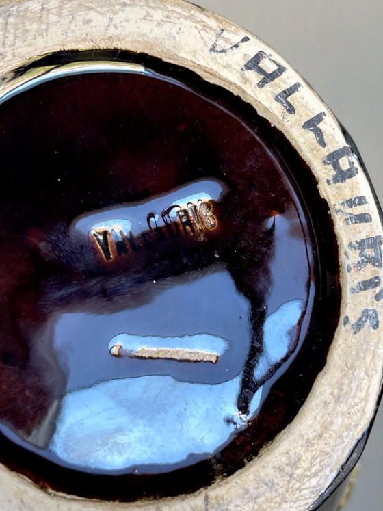 Image 1 of Grande vaso in ceramica Vallauris con manici, decorazione a smalto "lava", anni '60-'70.