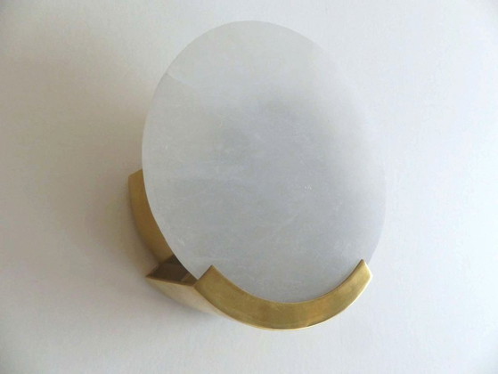 Image 1 of Zwei Wandleuchten des Modells „Melange“ aus Messing und Naturalabaster von VISUAL COMFORT, entworfen von Kelly Wearstler
