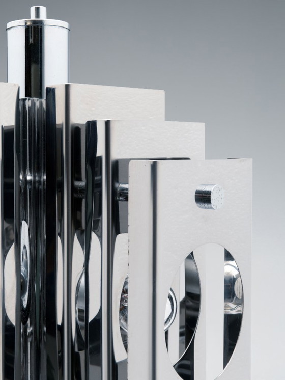 Image 1 of Italienische Tischlampe mit Chromüberzug