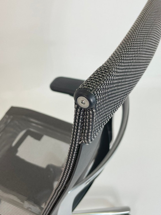 Image 1 of ICF Una Plus chair