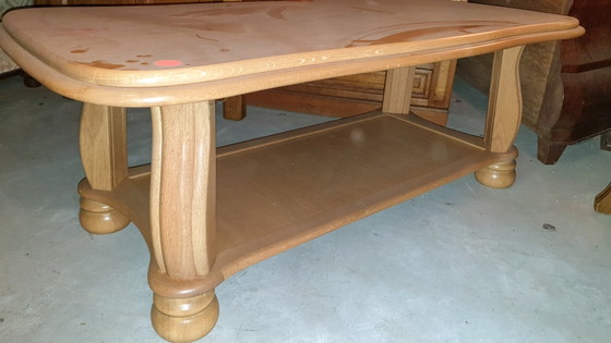 Image 1 of Schlichter Couchtisch aus Eiche