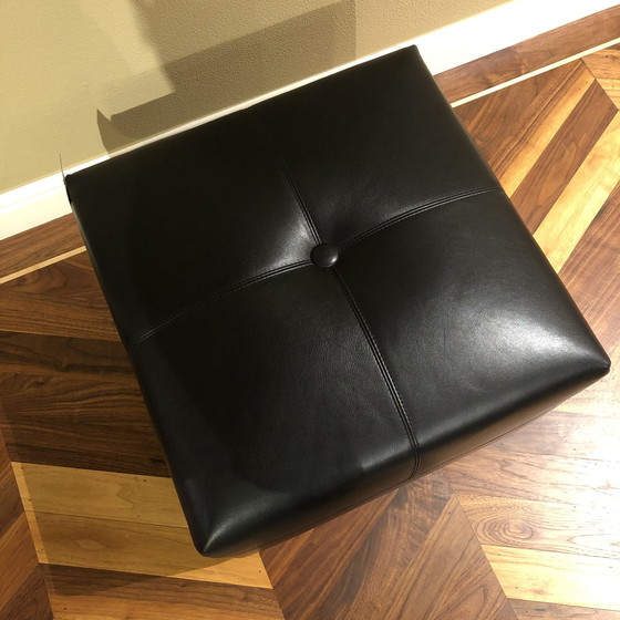 Image 1 of Italian Design Dion armchair with ottoman
