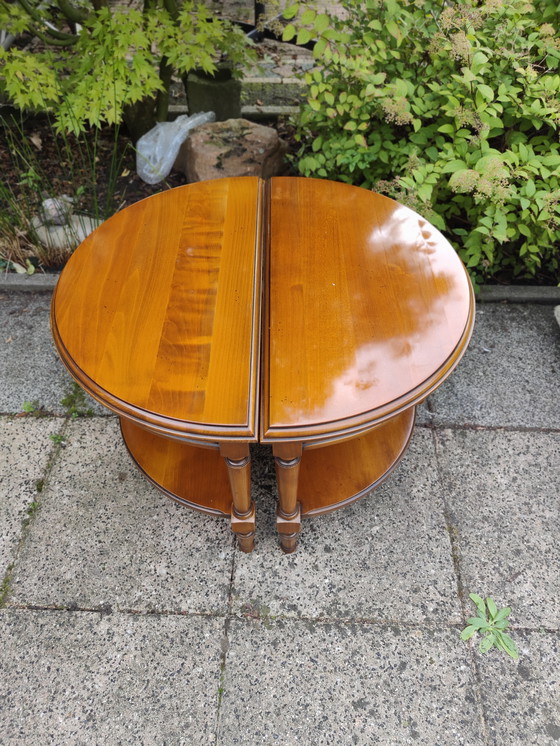 Image 1 of Halbmond-Couchtisch aus Kirsche