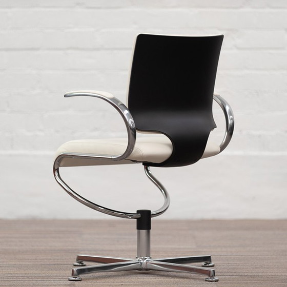 Image 1 of Dauphin In Touch 5409 Vergaderstoel