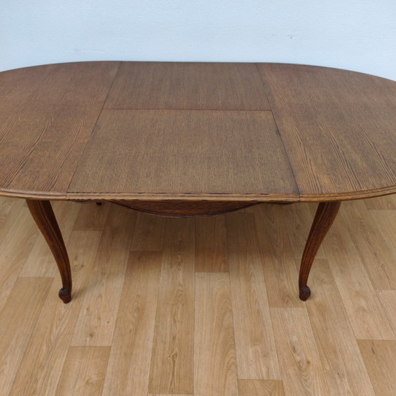 Image 1 of Oval vintage dining table dining room table extendable table