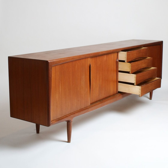 Image 1 of Scandinavisch dressoir Gunni Omann