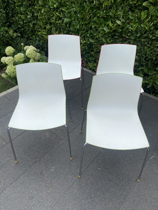 Arper Cartifa dining chairs (red and lime green)