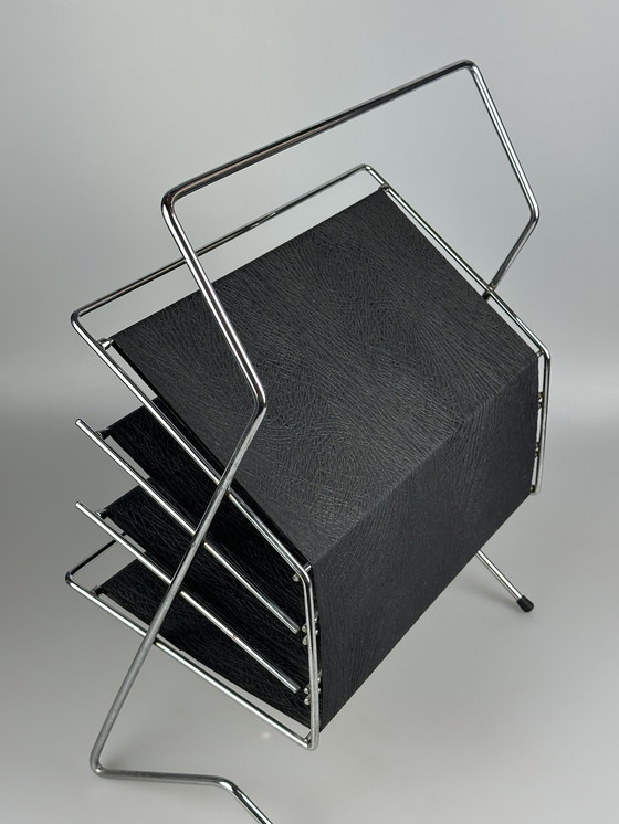 Image 1 of 60s 70s krantenhouder Krantenrek metaal plastic Space Age