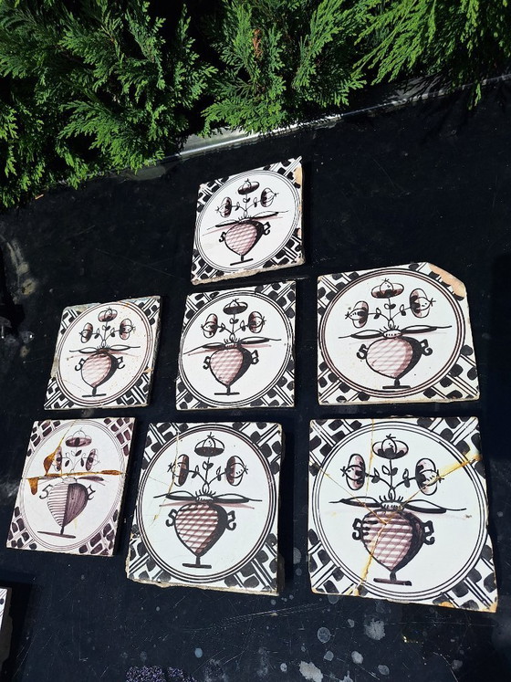 Image 1 of Manganese tiles