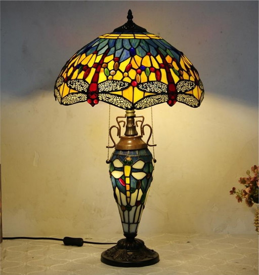Magnifique lampe de table de style Tiffany 65x40