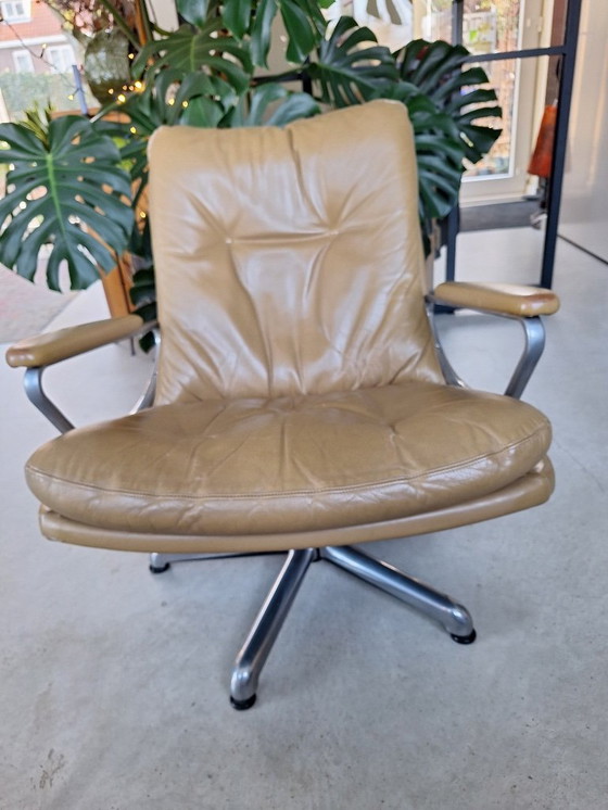 Image 1 of Poltrona girevole Gentilina Strassle anni '60