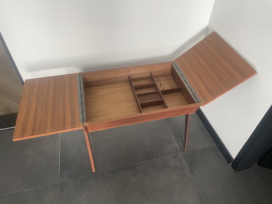 Image 1 of Mesa de costura de mediados de siglo en teca de Ilse Möbel, años 50