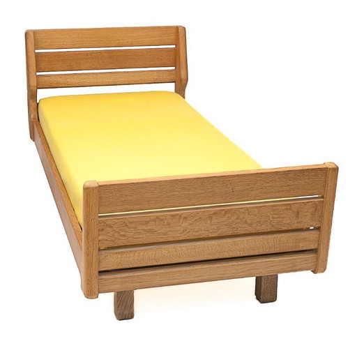 Solo bed by Guillerme et Chambron