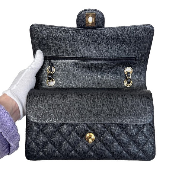 Chanel Classic Flap Medium – Crossbody bags, Calfskin (photo 11 of 16)