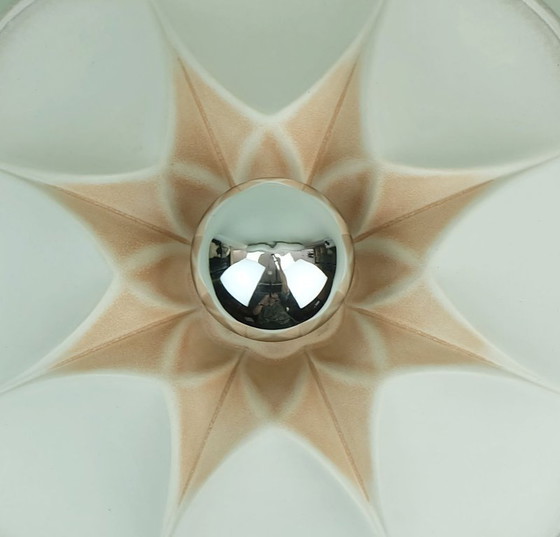 Image 1 of plafoniera o lampada da parete in ceramica vintage a forma di fiore bianco grigio rosa anni '80-'90