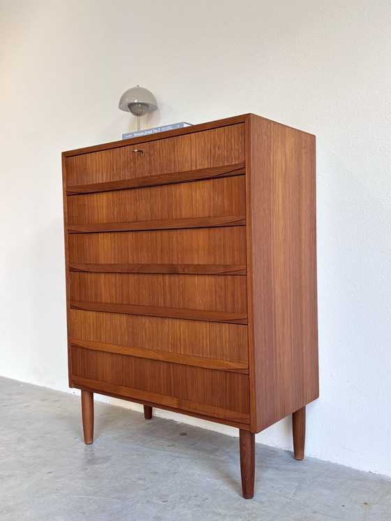 Image 1 of Cassettiera vintage danese in teak