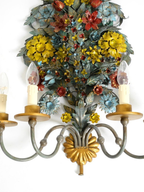 Image 1 of Immense et magnifique applique murale en métal doré et peint à la main, datant des années 1960, signée Hans Möller.