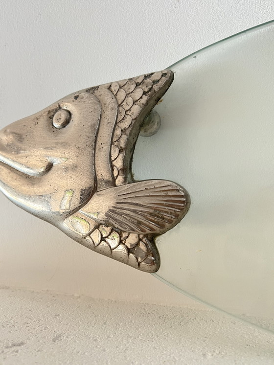 Image 1 of Piatto da portata in vetro placcato argento vintage a forma di pesce
