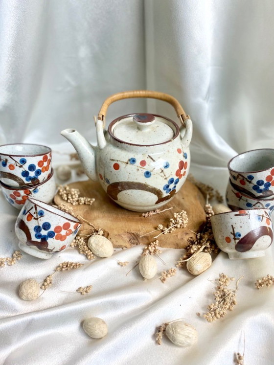 Image 1 of Set da tè giapponese vintage – teiera e 6 tazze – ceramica dipinta a mano in stile Kutani, manico in rattan, stoviglie di metà s