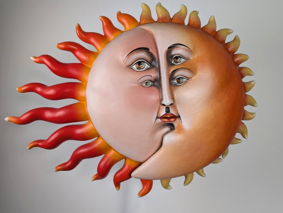 Image 1 of Scultura monumentale in cartapesta "Sol Eclipse" di Sergio Bustamante, 1997