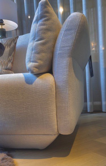 Image 1 of Qliv Design Sofa Flared