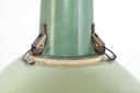 Lampada da fabbrica vintage in smalto con vetro sferico