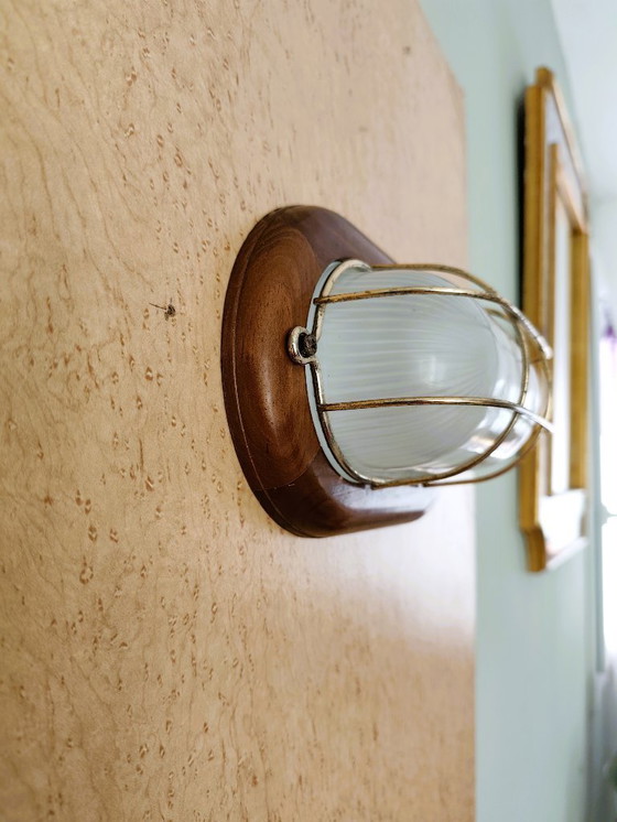 Image 1 of Vintage oval wall sconce