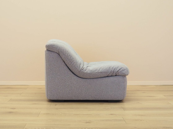 Poltrona lounge italiana in stile Space Age degli anni '70: un design organico in tessuto grigio. – Poltrone (photo 7 of 12)
