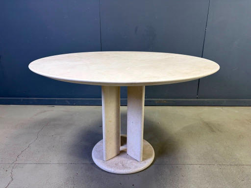 Mesa de comedor redonda francesa de travertino, década de 1970. – eettafels, Stone