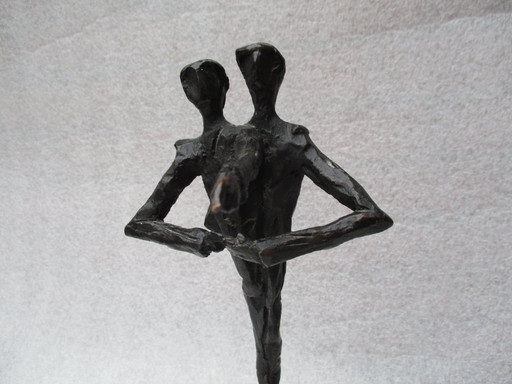 Klaas van den Berg - 1941 - 2018 Statua in bronzo "Ti mostrerò la strada"