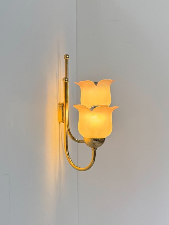 Image 1 of Vintage wall light, brass and pressed molded glass with a sandblasted pink finish, France, 1980