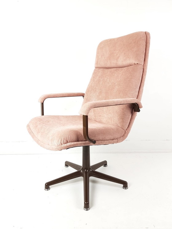 Image 1 of Vintage Artifort bureaustoel | stoel roze bruin nieuwe stof