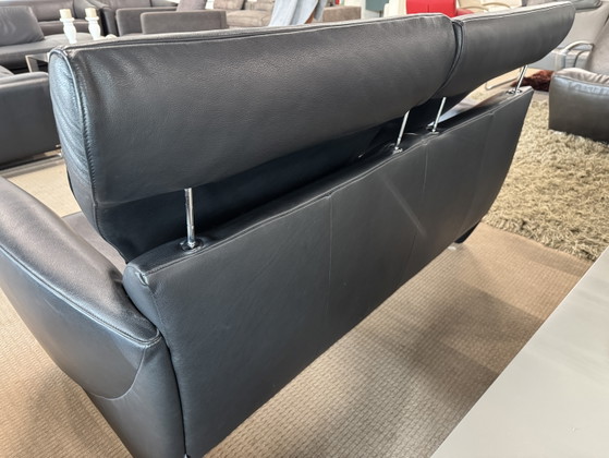 Jori Angel – 2 Sitzer Sofas, Leather (photo 3 of 14)