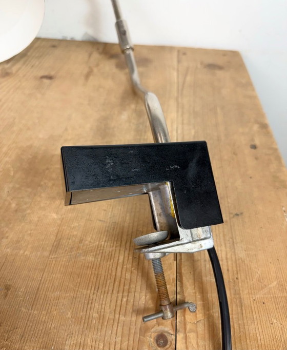 Image 1 of Grijze industriële bureaulamp van Elektrosvit uit de jaren 70, geschikt voor in een fabriek.
