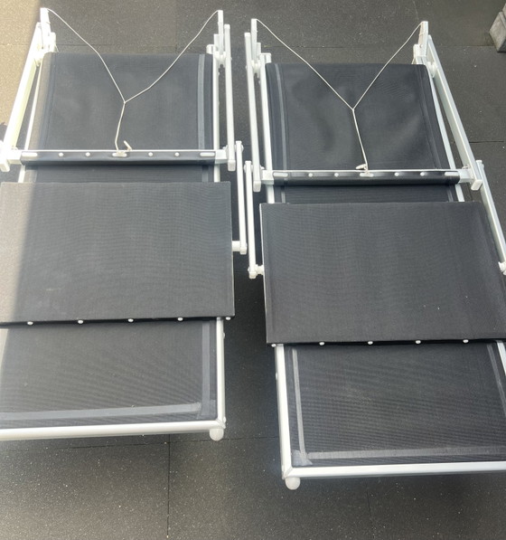 Image 1 of 2x Mooie Italiaanse Ligbedden met Zonneklep (Smeca)