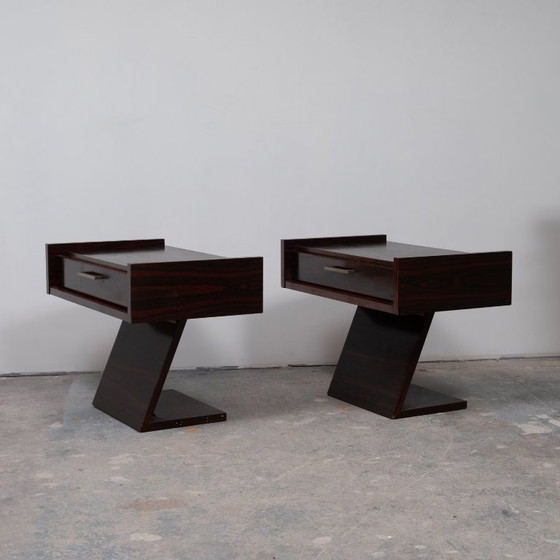 Image 1 of Paar konstruktivistische Nachttische aus Holz
