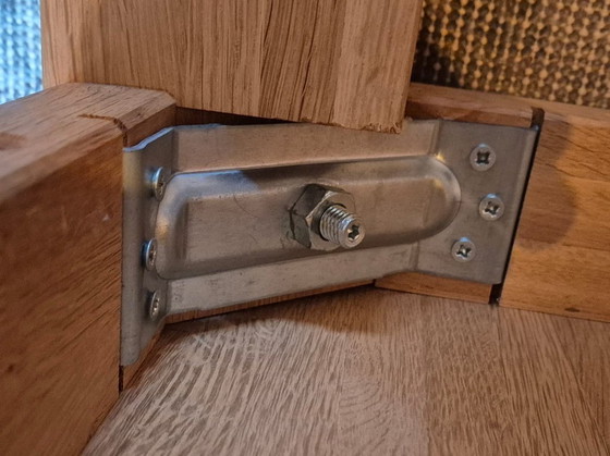 Image 1 of Mesa de comedor de roble macizo