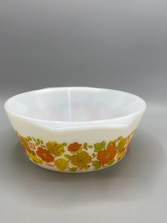 Kleine Arcopal ovenschaal voor Codec, met bloemenpatroon, jaren 70. – Glazen & Karaffen, Retro (photo 2 of 7)