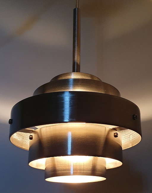 Modern vintage look pendant lamp
