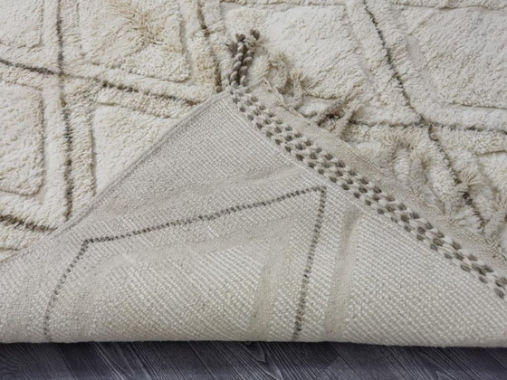 Image 1 of Alfombra hecha a mano en lana natural, 250cm x 150cm